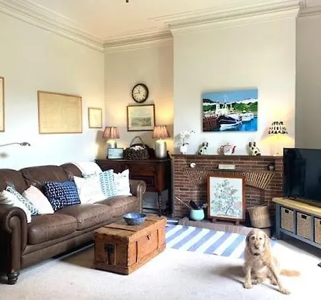 Garden House Beautiful House In The Heart Of * Filey