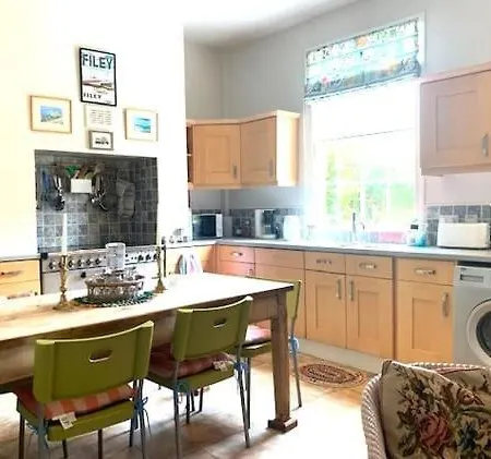 Garden House Beautiful House In The Heart Of Filey