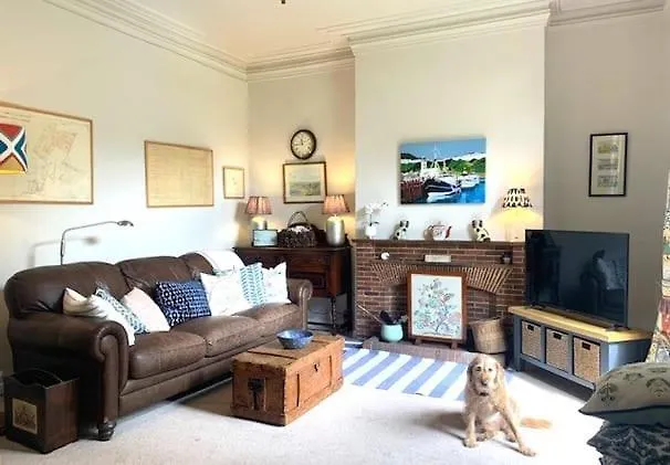 Garden House Beautiful House In The Heart Of * Filey