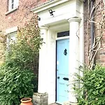 Garden House Beautiful House In The Heart Of * Filey